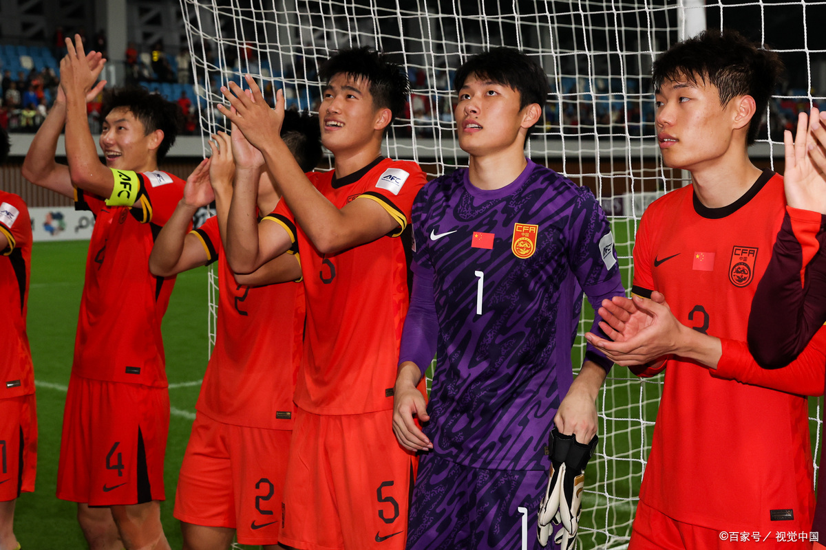 中国足球队在这次比赛中失利了,想到什么歇后语